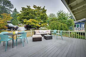 Expansive Lake Forest Park Home w/ Private Deck!
