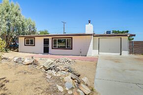 Joshua Tree Home w/ Patio - 5 Mi to National Park!
