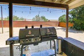 Joshua Tree Home w/ Patio - 5 Mi to National Park!