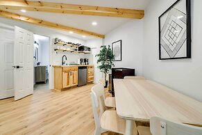 Private Deck & Grill: Pocono Pines Retreat!