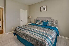 Cozy South Carolina Retreat w/ Patio & Fireplace!