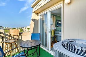 Coastal Murrells Inlet Condo With Balcony!