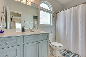 Walk to Surf City Beach: Ocean-view Home w/ Decks!