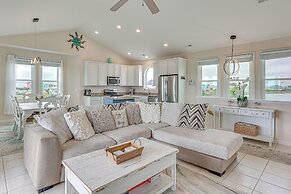 Walk to Surf City Beach: Ocean-view Home w/ Decks!