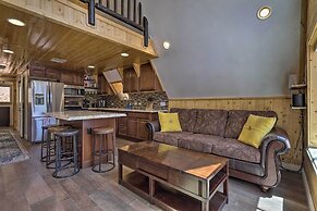 Cozy Duck Creek Cabin ~ 12 Mi to Nat'l Forest