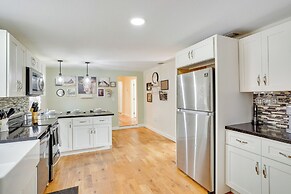 Lake Wales Vacation Rental w/ Screened-in Porch!