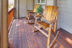 Klamath Falls Getaway w/ Pool & Hot Tub Access!