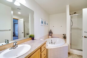 Klamath Falls Getaway w/ Pool & Hot Tub Access!