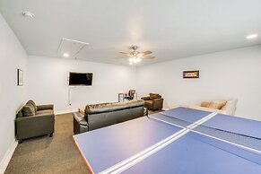Game Room & Pool: Family Home in The Colony!