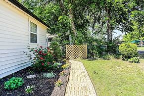 Cozy Oklahoma Getaway w/ Covered Patio