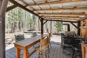 Remote Escape: Klamath Falls Cabin By Lake & Hikes