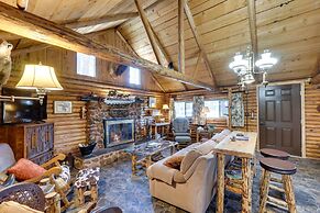 Remote Escape: Klamath Falls Cabin By Lake & Hikes