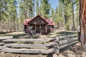 Remote Escape: Klamath Falls Cabin By Lake & Hikes