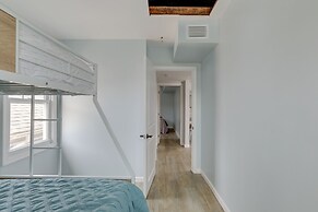 Sunny Seaside Heights Retreat: Walkable Location!