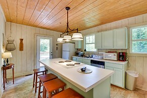 Sunset Rental Cottage Near Table Rock State Park!