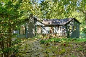 Sunset Rental Cottage Near Table Rock State Park!