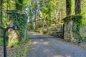 Log Cabin Rental Near Table Rock State Park!