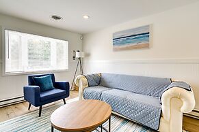 Charming Beach Haven West Home: 1 Mi to Beach!