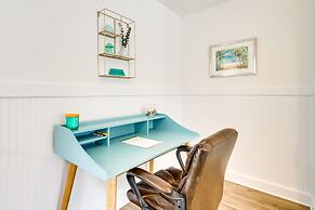 Charming Beach Haven West Home: 1 Mi to Beach!
