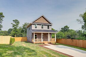 Getaway w/ Fire Pit: 3 Mi to River Arts District!