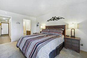 1 Mi to Beaches: Tahoe City Condo w/ Pool!
