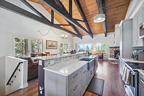 1 Mi to Beaches: Tahoe City Condo w/ Pool!