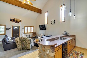 Spacious Beaver Getaway Near Eagle Point Resort!