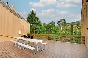 Brian Head Vacation Rental: Walk to Giant Steps!