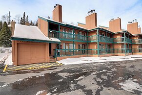 Brian Head Condo: Walk to Giant Steps Ski Lifts!