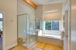 Newly Built, Modern Alton Cabin on 4 Acres!