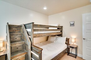 Newly Built, Modern Alton Cabin on 4 Acres!