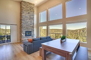 Newly Built, Modern Alton Cabin on 4 Acres!