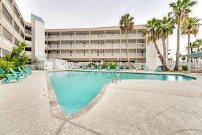 Beachfront Corpus Christi Condo w/ Pool Access!