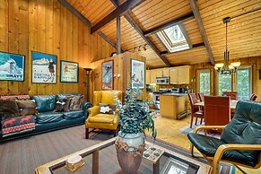 Jamaica Vacation Home w/ Deck: 8 Mi to Skiing!