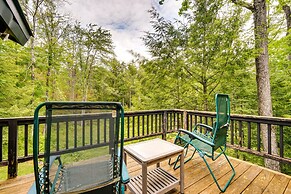 Jamaica Vacation Home w/ Deck: 8 Mi to Skiing!