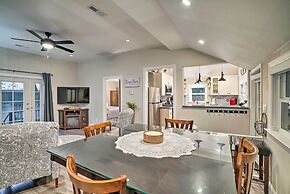 California Cottage < 4 Mi to Redwood Hiking Trails