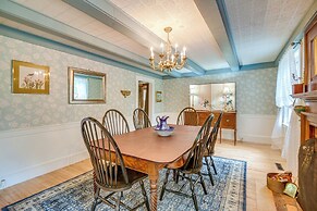 Cozy Vacation Rental Home Near Lake Winnipesaukee!