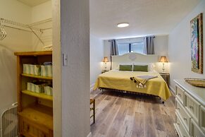 Melbourne Escape w/ Screened Patio, Near Beaches!