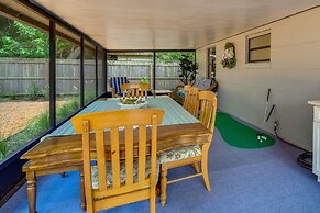 Melbourne Escape w/ Screened Patio, Near Beaches!
