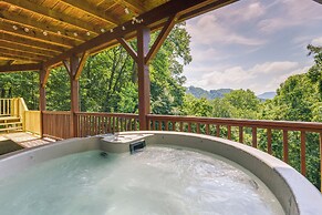 Maggie Valley Vacation Rental w/ Hot Tub