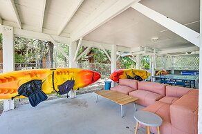 Crystal River Retreat w/ Private Dock & Kayaks!