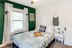 Charming Wichita Home 2 Mi to Downtown!