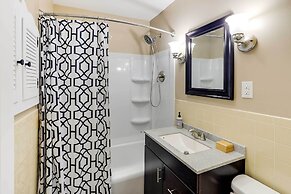 Charming Wichita Home 2 Mi to Downtown!