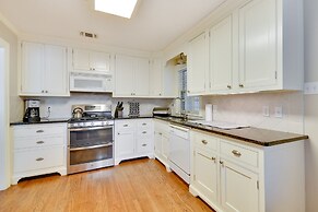 Spacious Amarillo Home With Shared Fire Pit!