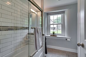 Large Historic Home in Pennsylvania Dutch Country!