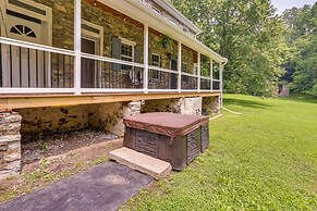 Large Historic Home in Pennsylvania Dutch Country!