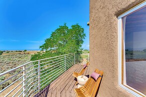 Mtn-view Retreat w/ Hot Tub in New Mexico!