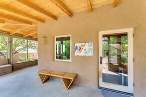 Mtn-view Retreat w/ Hot Tub in New Mexico!