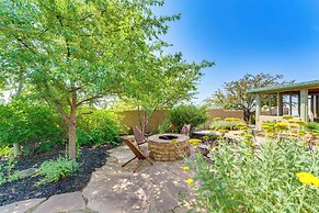 Mtn-view Retreat w/ Hot Tub in New Mexico!