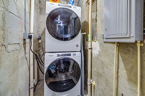 Melbourne Apartment Near Downtown & Beaches!